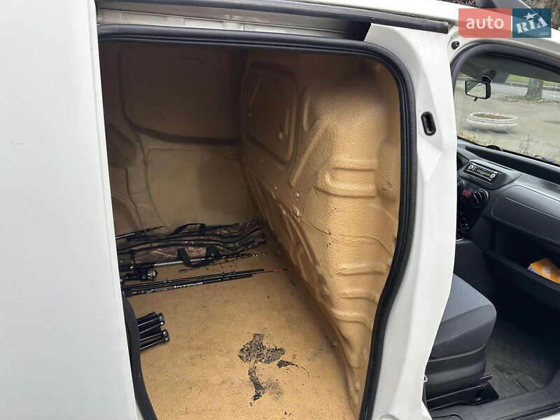 Другие грузовики Peugeot Bipper 2010 в Днепре