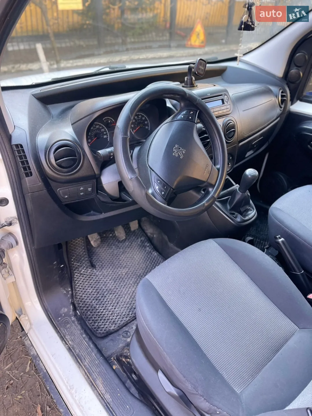 2011 Peugeot Bipper - мініатюра 11
