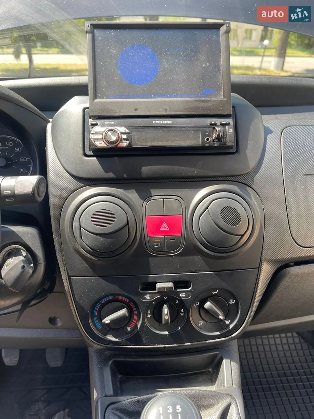 2012 Peugeot Bipper - мініатюра 10