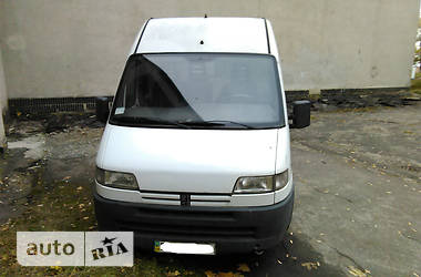 Грузопассажирский фургон Peugeot Boxer 1996 в Гадяче