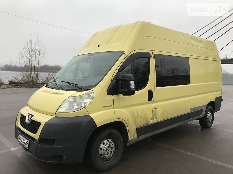 Вантажопасажирський фургон Peugeot Boxer 2007 в Києві
