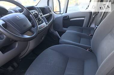Вантажопасажирський фургон Peugeot Boxer 2008 в 
