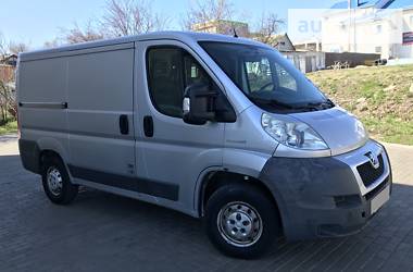 Вантажопасажирський фургон Peugeot Boxer 2008 в 