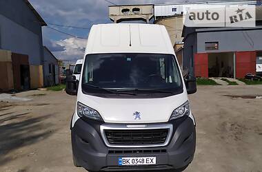 Інші легкові Peugeot Boxer 2015 в Рівному