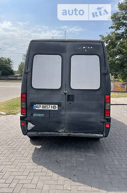 Грузовой фургон Peugeot Boxer 1996 в 