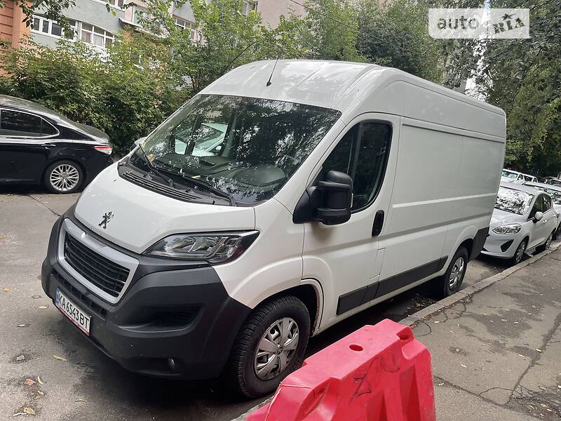 Грузовой фургон Peugeot Boxer 2020 в 
