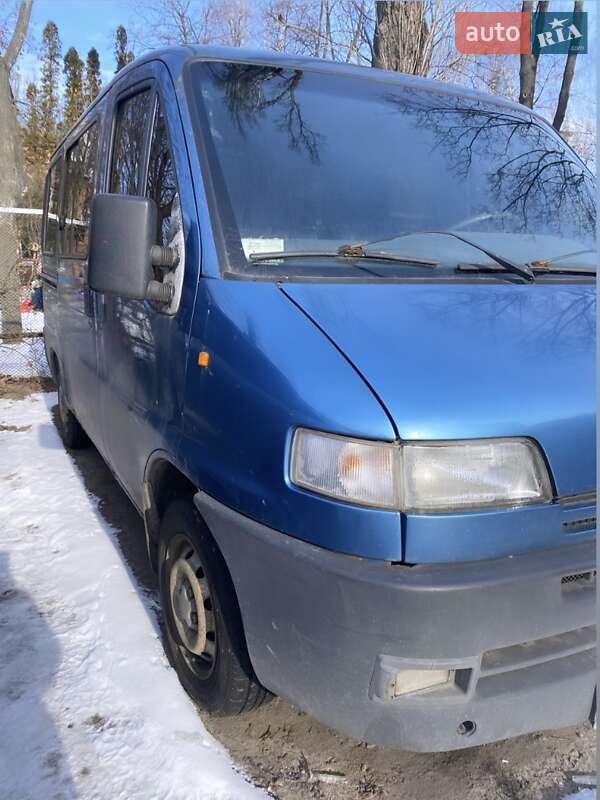 Мікроавтобус Peugeot Boxer 1998 в Києві