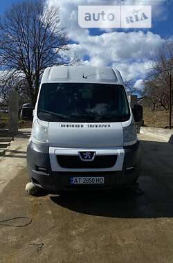 Грузовой фургон Peugeot Boxer 2012 в Косове