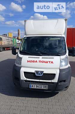 Вантажний фургон Peugeot Boxer 2012 в Києві