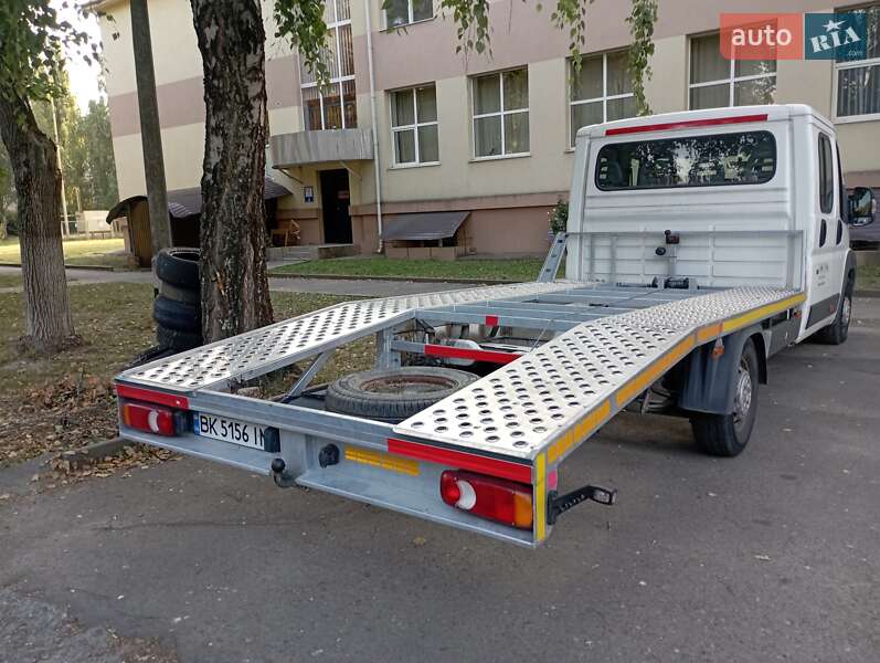 Автовоз Peugeot Boxer 2013 в Ровно