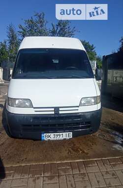 Грузопассажирский фургон Peugeot Boxer 1996 в Ровно