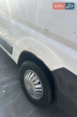 Грузовой фургон Peugeot Boxer 2006 в 