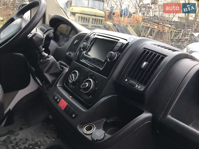 Грузовой фургон Peugeot Boxer 2016 в Дубно