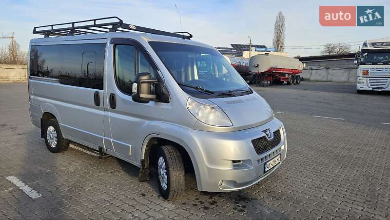 Мікроавтобус Peugeot Boxer 2013 в 
