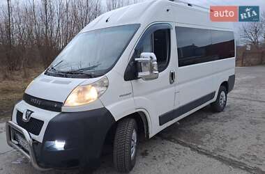 Вантажопасажирський фургон Peugeot Boxer 2008 в Львові