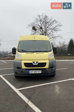 Вантажний фургон Peugeot Boxer 2007 в Житомирі