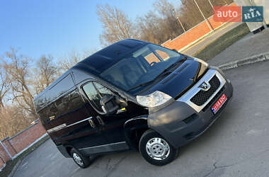 Грузовой фургон Peugeot Boxer 2013 в Дрогобыче