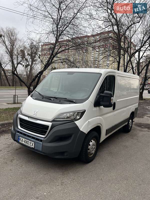 Грузовой фургон Peugeot Boxer 2014 в Киеве