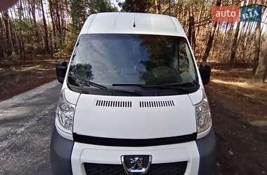 Грузопассажирский фургон Peugeot Boxer 2010 в 