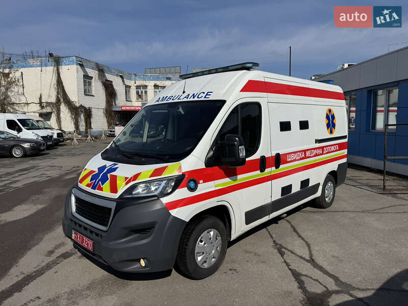 Автомобиль скорой помощи Peugeot Boxer 2018 в 