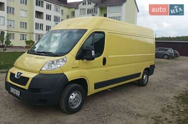Грузовой фургон Peugeot Boxer 2007 в Черновцах
