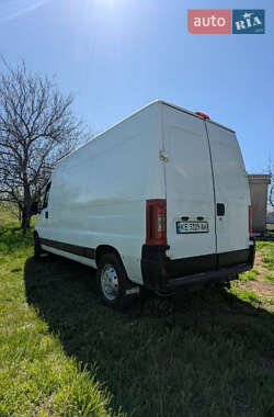 Грузовой фургон Peugeot Boxer 2003 в 