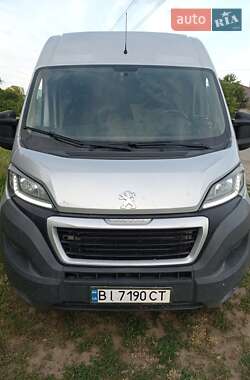 Вантажний фургон Peugeot Boxer 2017 в Полтаві