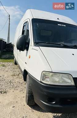 Вантажний фургон Peugeot Boxer 2006 в Борисполі