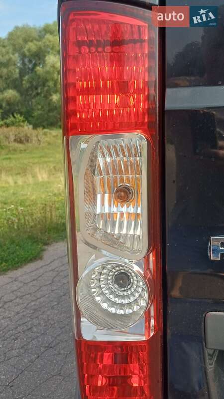 Вантажний фургон Peugeot Boxer 2013 в Переяславі