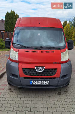 Микроавтобус Peugeot Boxer 2011 в Луцке