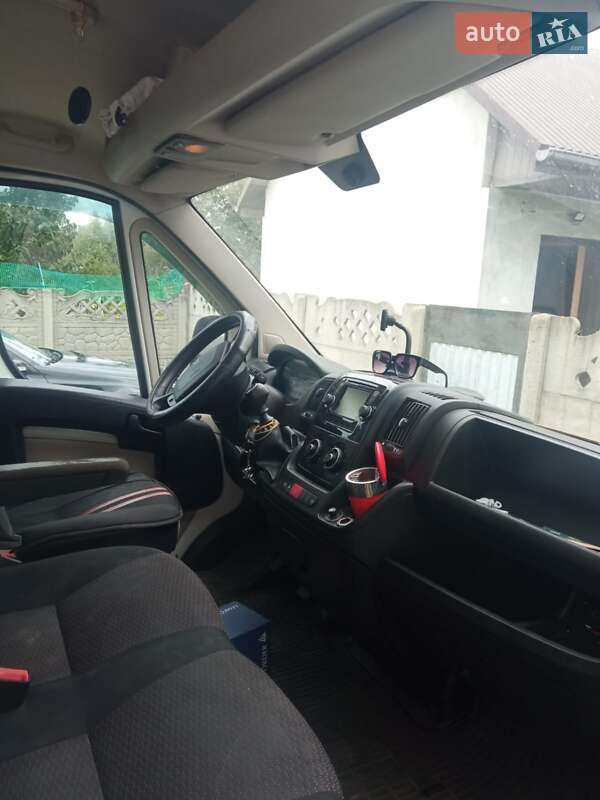 Микроавтобус Peugeot Boxer 2015 в Рава-Русской