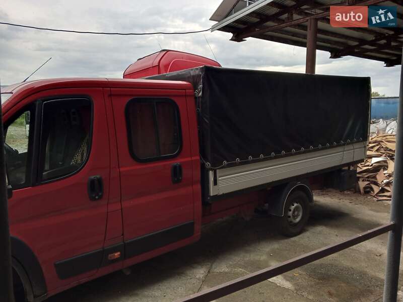 Вантажопасажирський фургон Peugeot Boxer 2020 в Тячеві