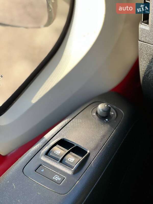 Вантажний фургон Peugeot Boxer 2016 в Миколаєві