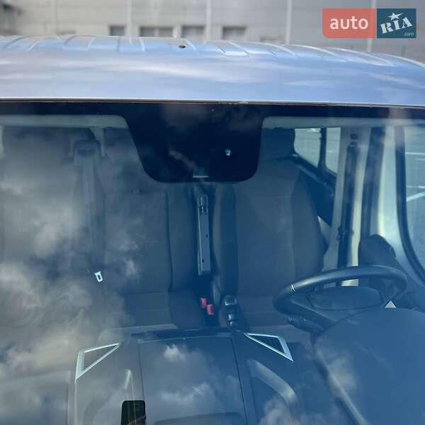 Вантажопасажирський фургон Peugeot Boxer 2019 в Києві