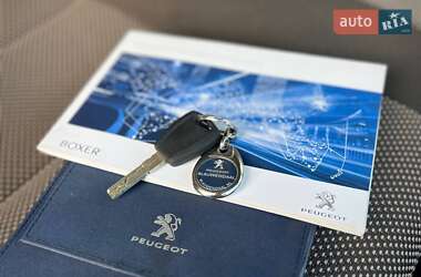 Грузопассажирский фургон Peugeot Boxer 2019 в  фото 53 Грузопассажирский фургон Peugeot Boxer 2019 в
