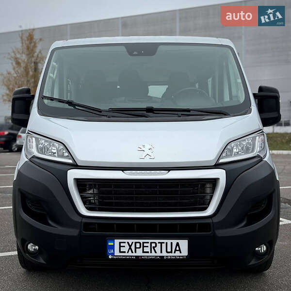 Грузопассажирский фургон Peugeot Boxer 2019 в Ровно