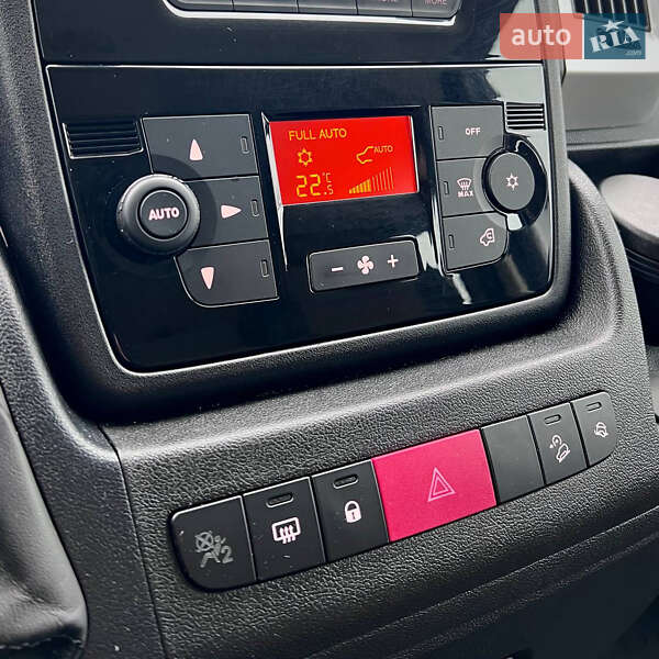 Грузопассажирский фургон Peugeot Boxer 2019 в Ровно