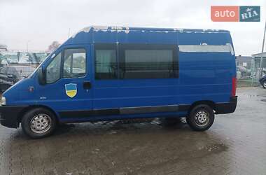 Вантажопасажирський фургон Peugeot Boxer 2005 в Нововолинську