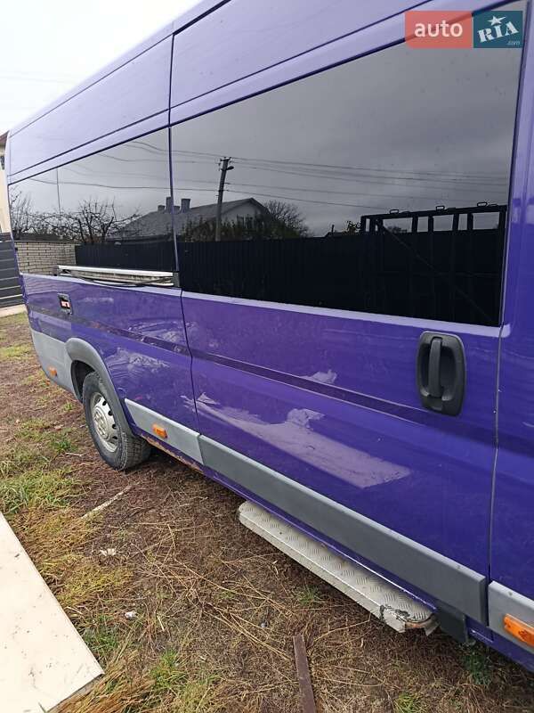 Микроавтобус Peugeot Boxer 2012 в Черновцах