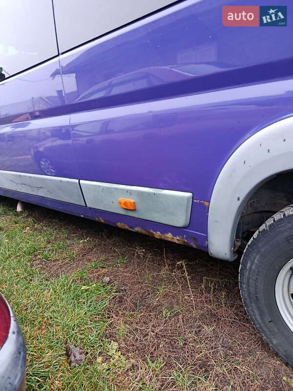 Микроавтобус Peugeot Boxer 2012 в Черновцах