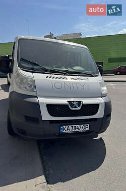 Вантажний фургон Peugeot Boxer 2014 в Києві