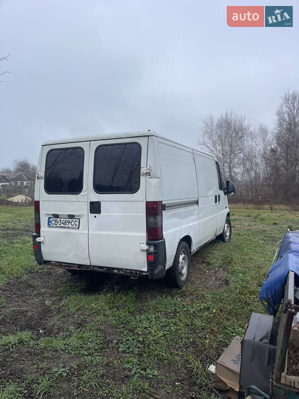 Другие грузовики Peugeot Boxer 2000 в Смеле