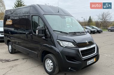 Вантажний фургон Peugeot Boxer 2020 в Рівному