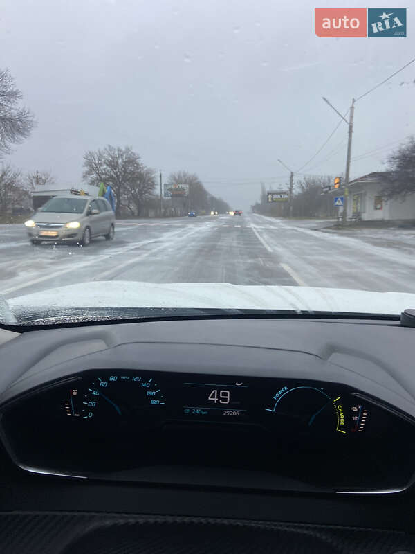 Внедорожник / Кроссовер Peugeot e-2008 2020 в Одессе