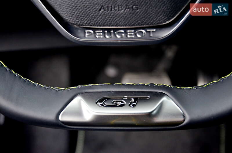 Позашляховик / Кросовер Peugeot e-2008 2023 в Івано-Франківську