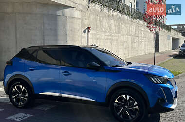Внедорожник / Кроссовер Peugeot e-2008 2020 в 