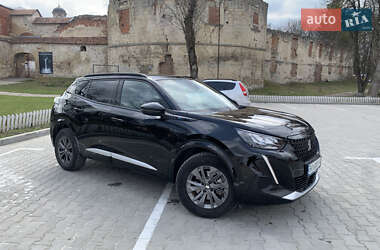 Внедорожник / Кроссовер Peugeot e-2008 2022 в 
