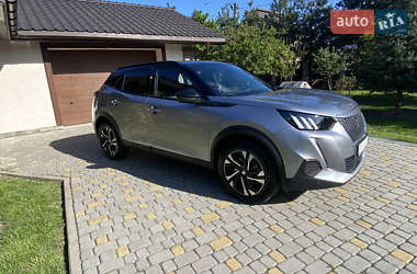 Внедорожник / Кроссовер Peugeot e-2008 2023 в 