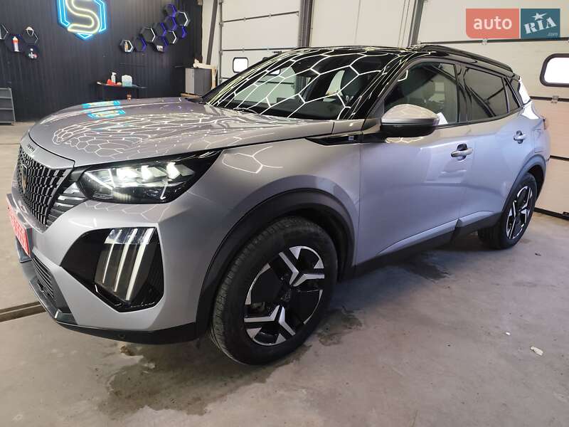 Внедорожник / Кроссовер Peugeot e-2008 2024 в Львове