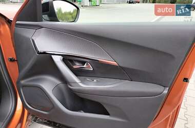 Позашляховик / Кросовер Peugeot e-2008 2022 в 